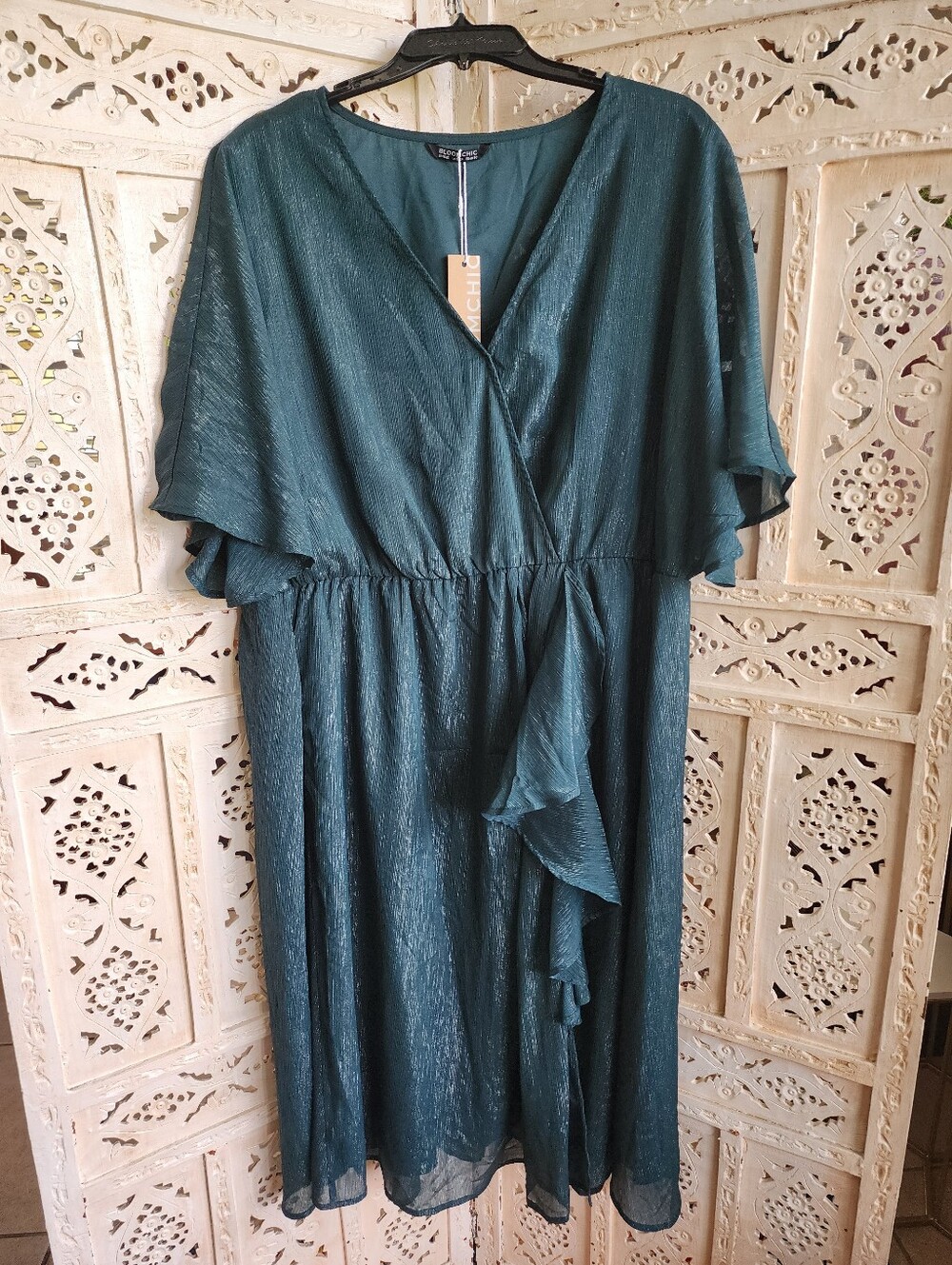 NWT Bloomchic Green Dress- Size 18-20 - Picture 1 of 8